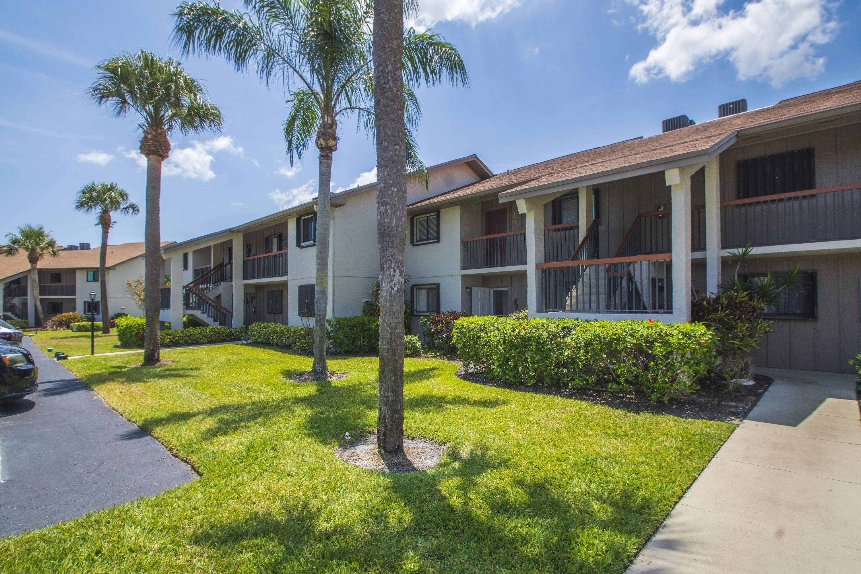 River Club Condominium - Residential