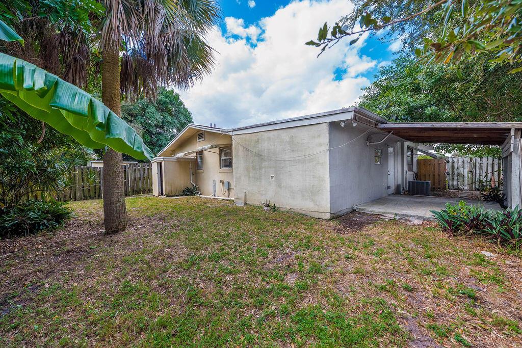 GUETHLE SUB UNREC ON AM-7 - Residential Lease