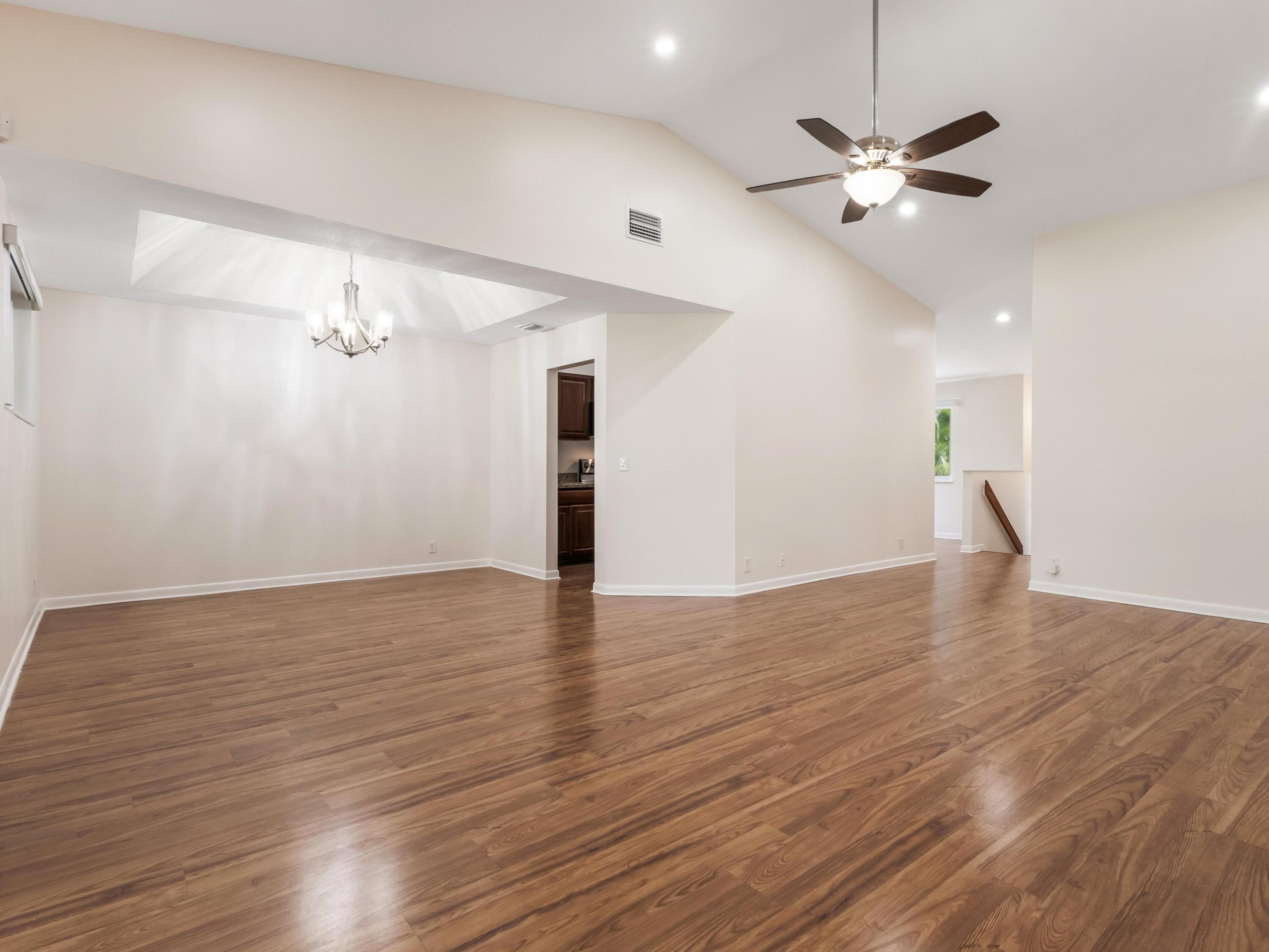 CARRIAGE GATE CONDO - Residential Lease