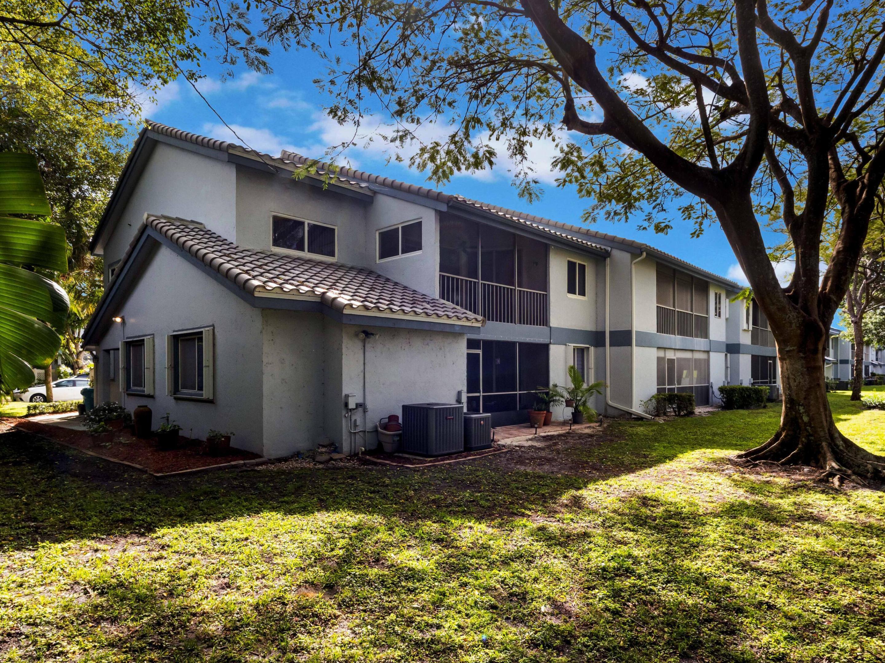 CARRIAGE GATE CONDO - Residential Lease