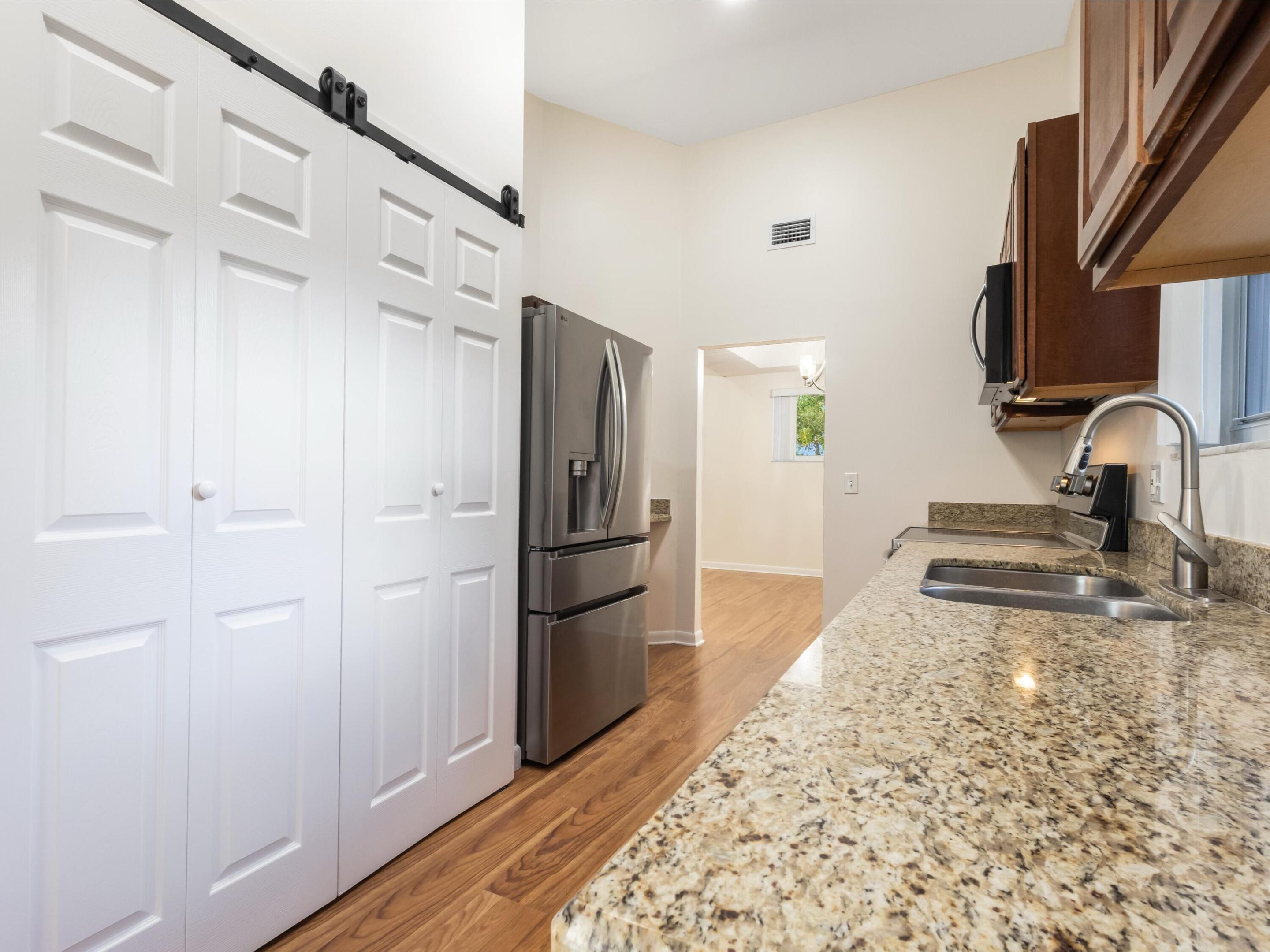 CARRIAGE GATE CONDO - Residential Lease