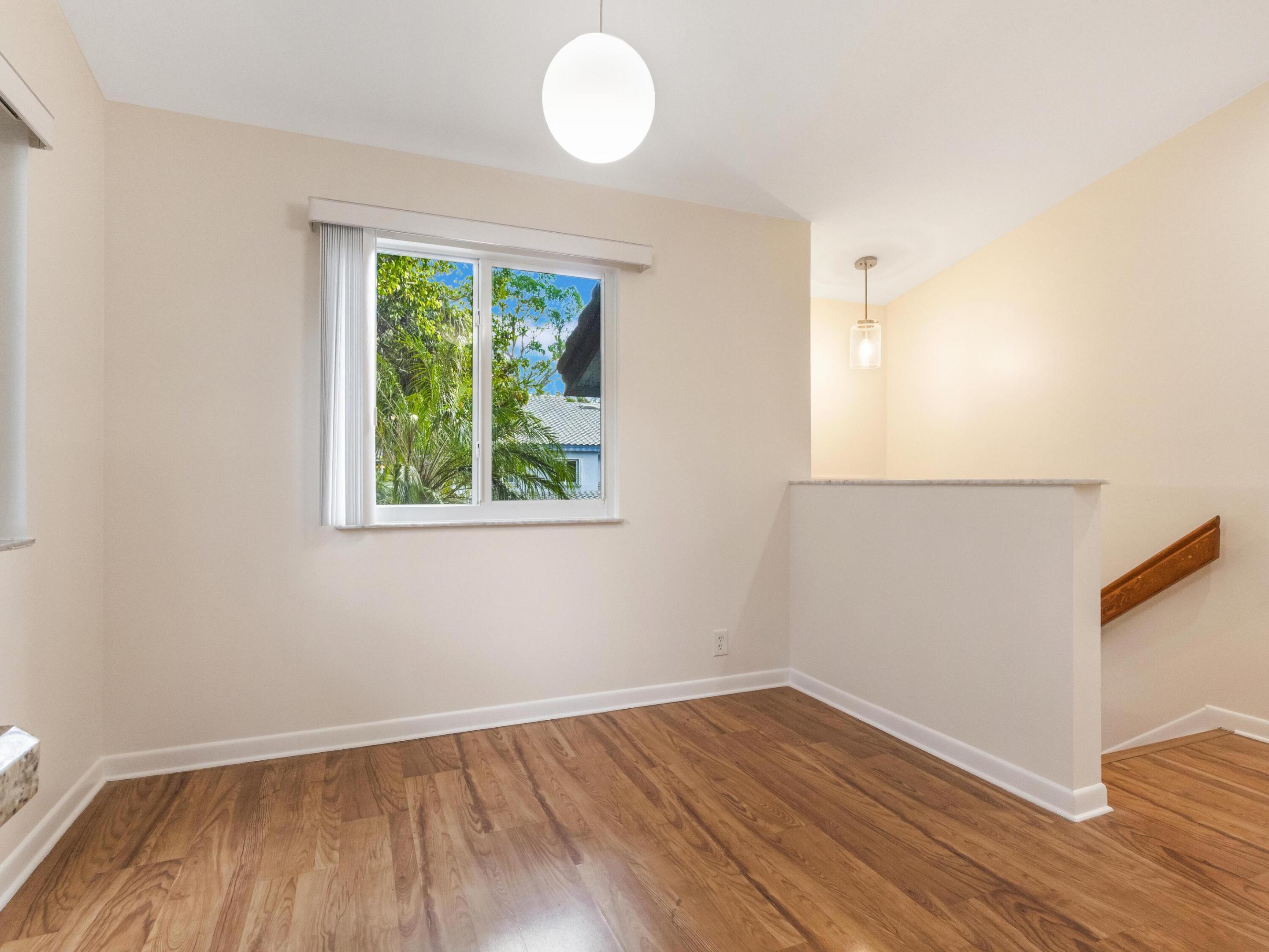 CARRIAGE GATE CONDO - Residential Lease