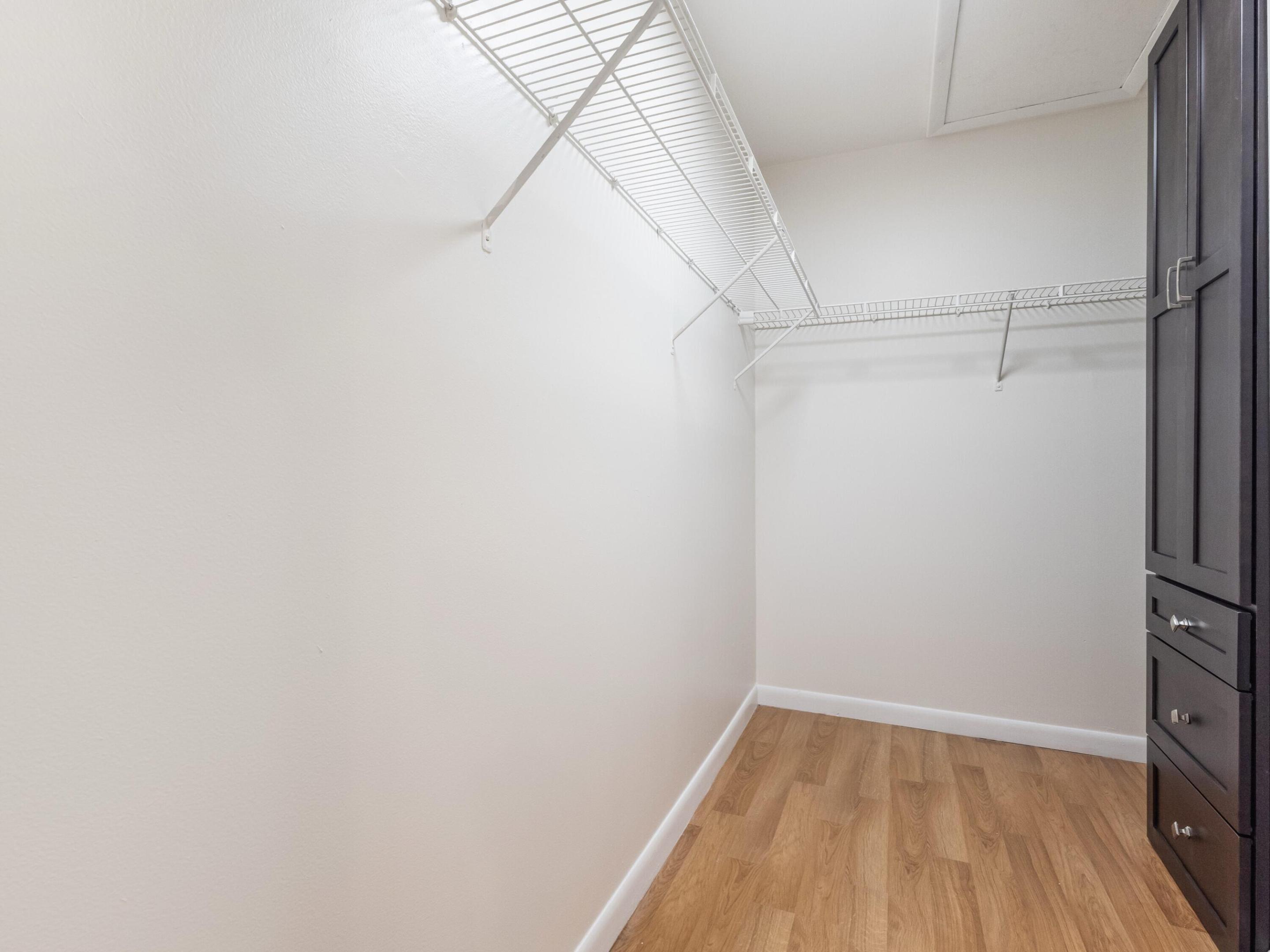 CARRIAGE GATE CONDO - Residential Lease