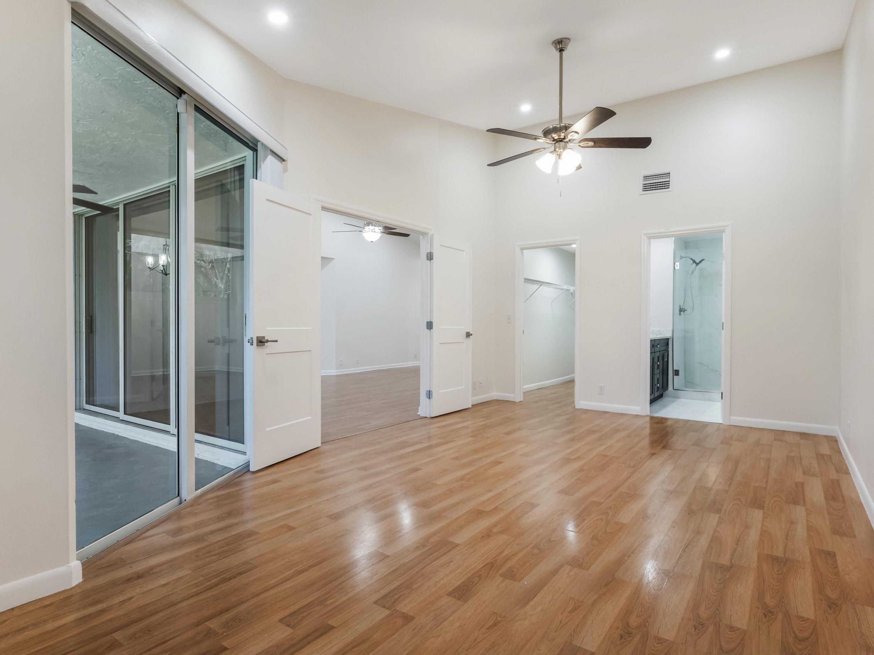 CARRIAGE GATE CONDO - Residential Lease