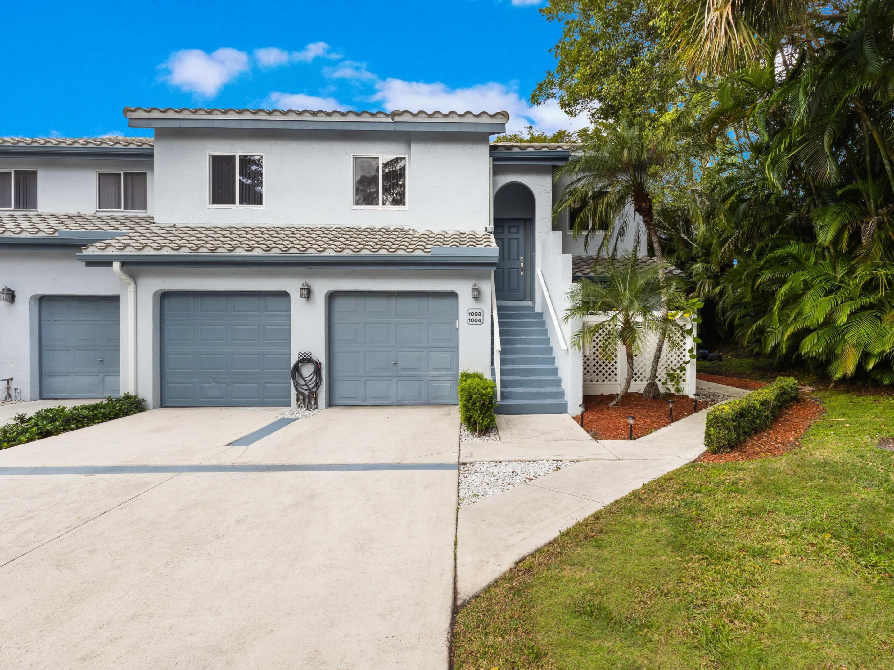 CARRIAGE GATE CONDO - Residential Lease