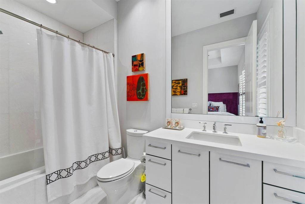 OLD PALM 4 - Residential