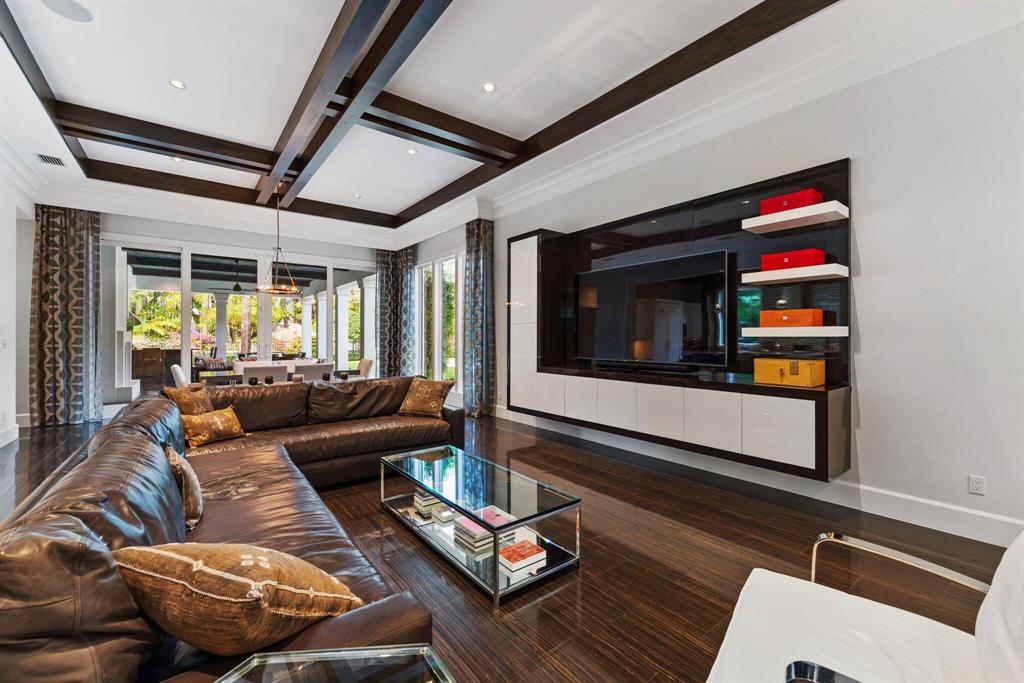 OLD PALM 4 - Residential