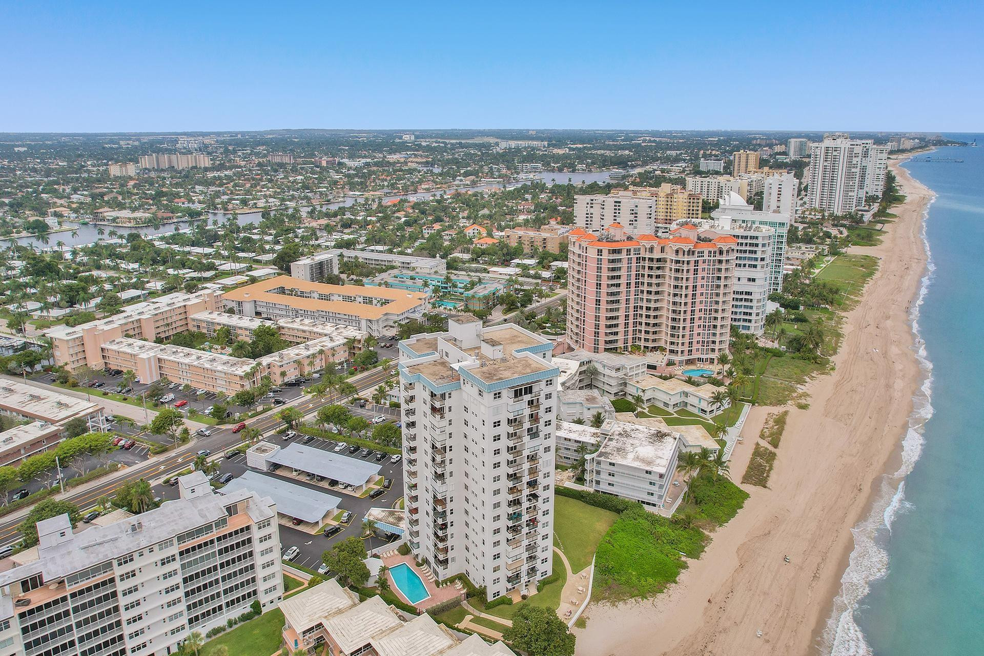 Corner Unit/Direct Ocean - Residential