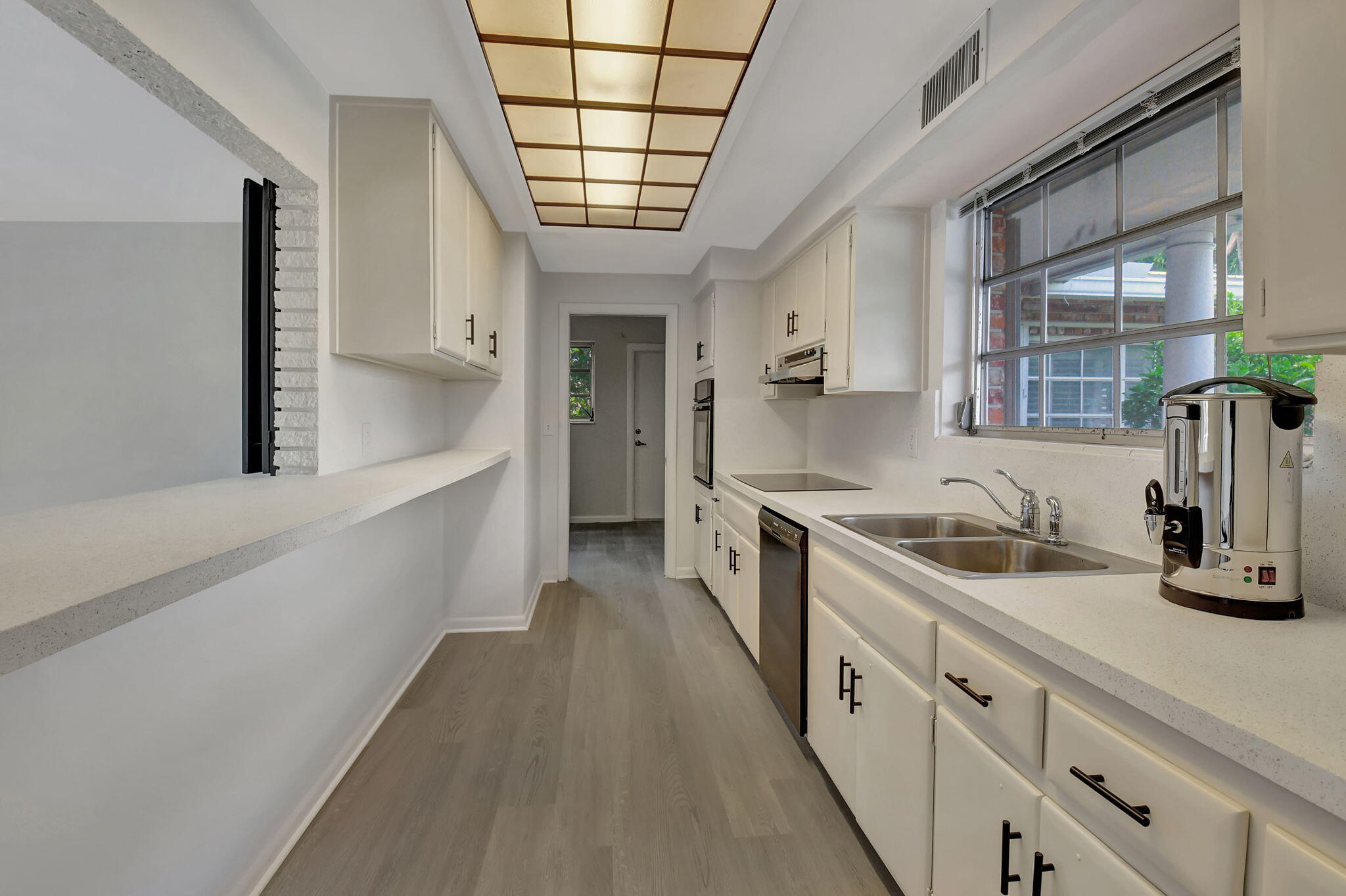 BOCA RATON HILLS SEC 3 - Residential