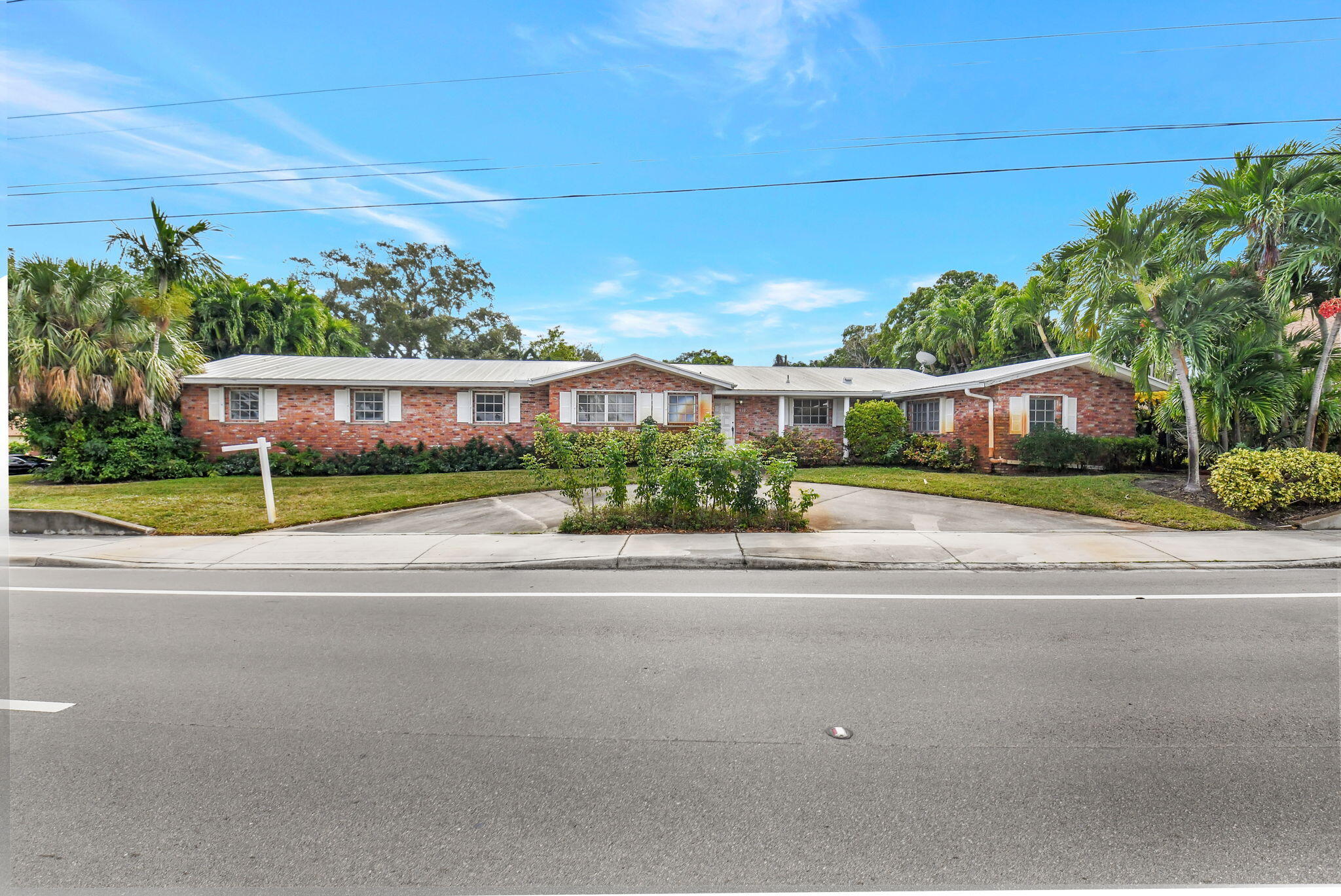 BOCA RATON HILLS SEC 3 - Residential