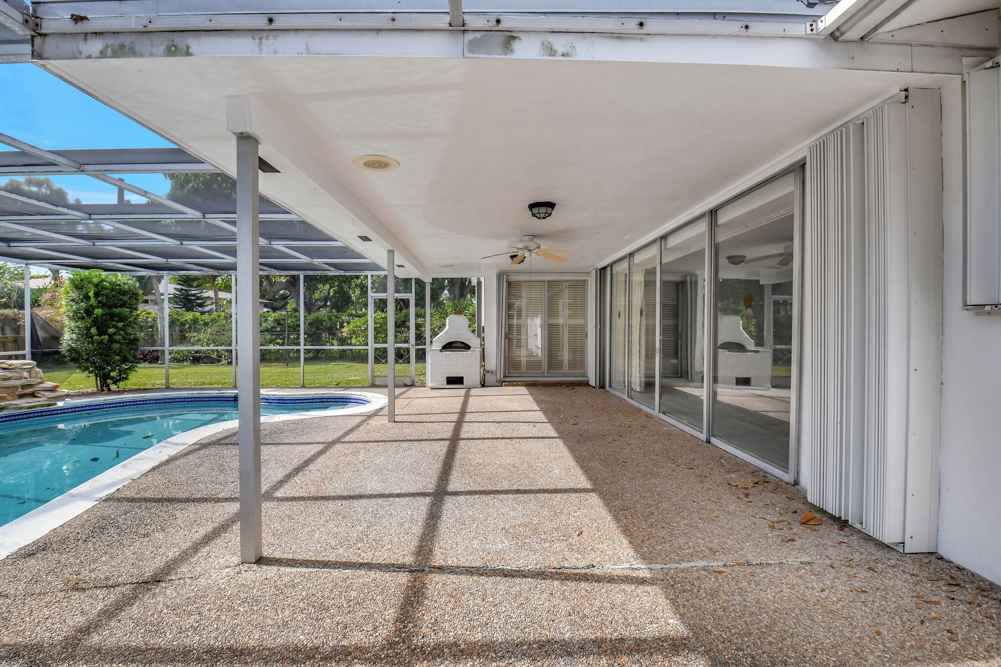 BOCA RATON HILLS SEC 3 - Residential