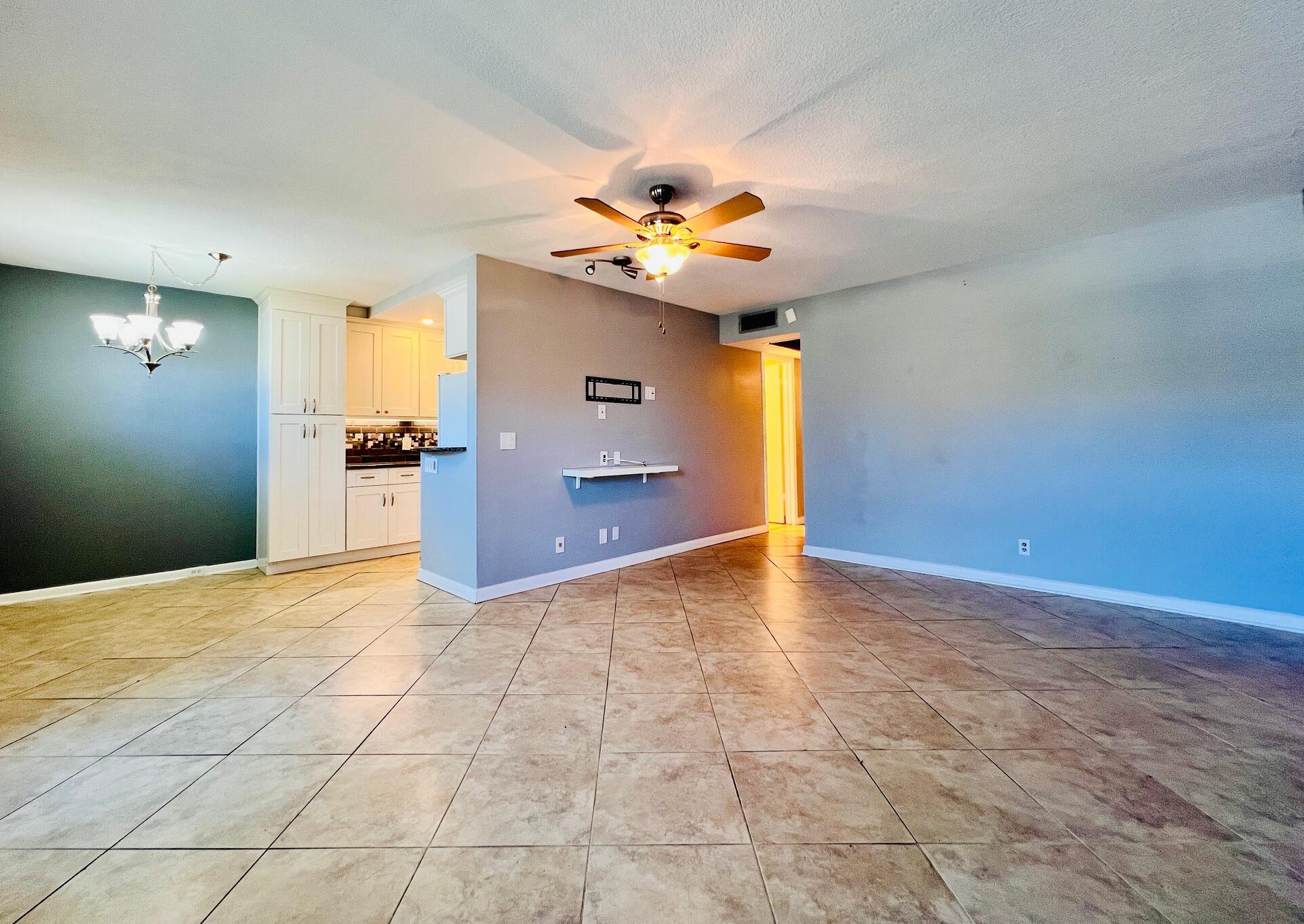 338 Chatham Q