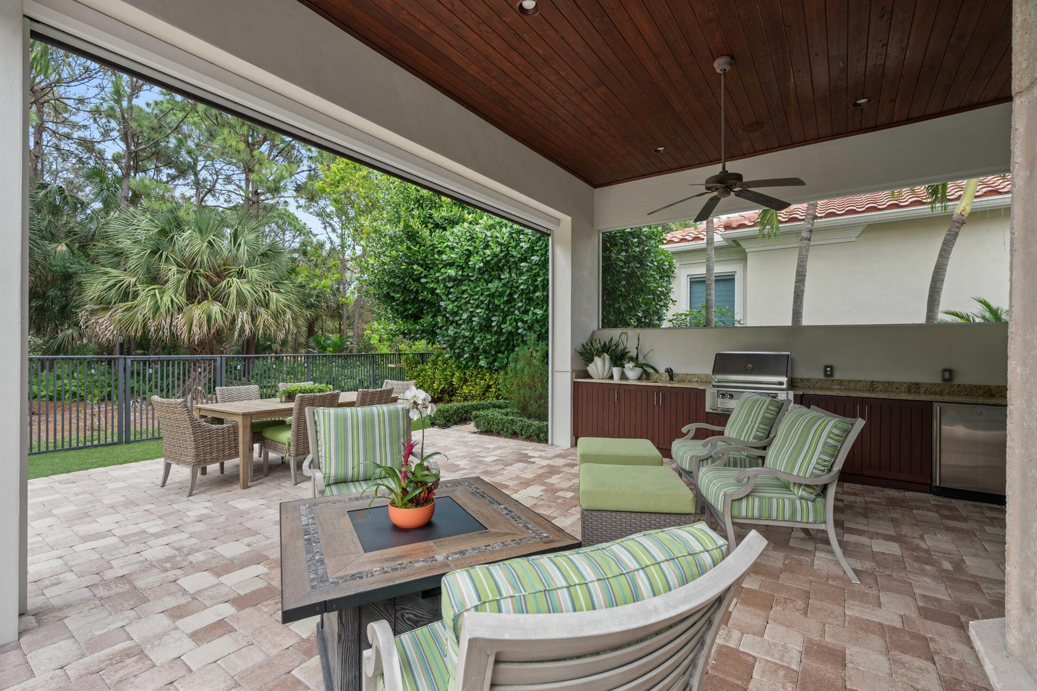 OLD PALM 2 - Residential