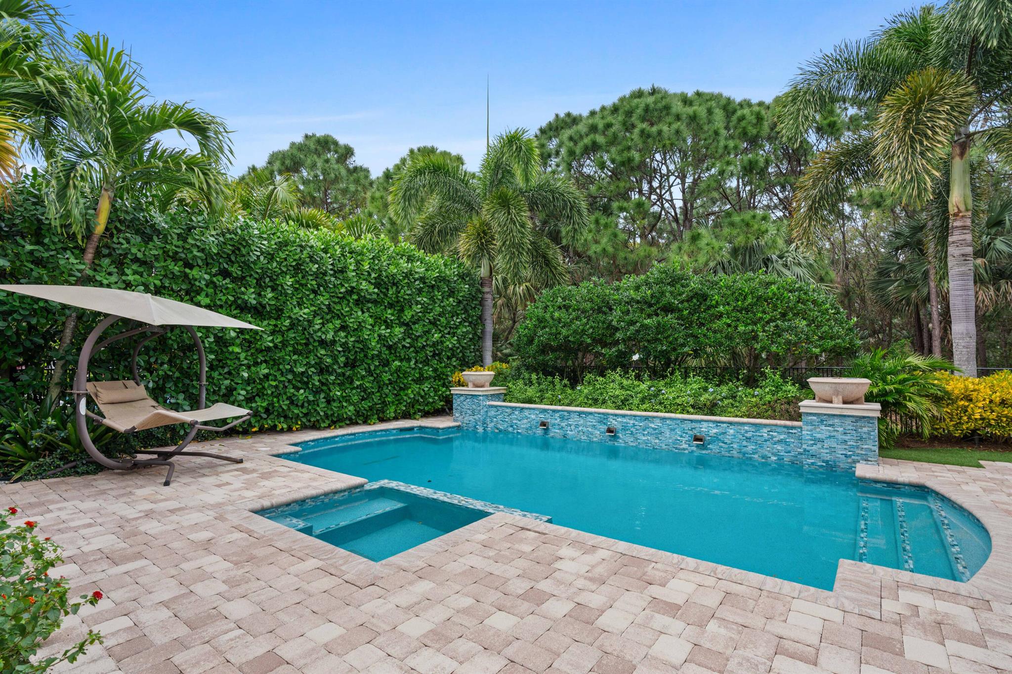 OLD PALM 2 - Residential