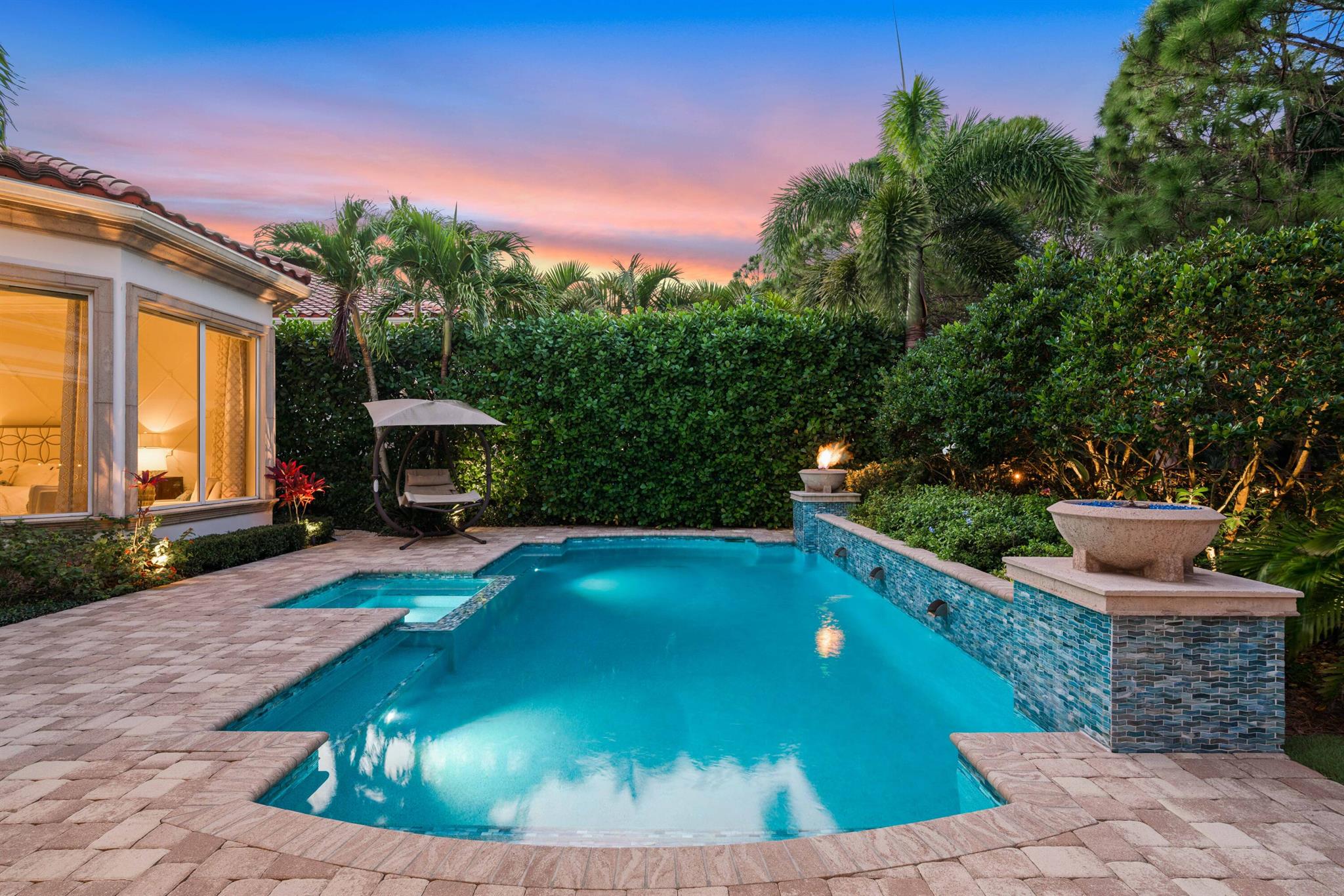 OLD PALM 2 - Residential