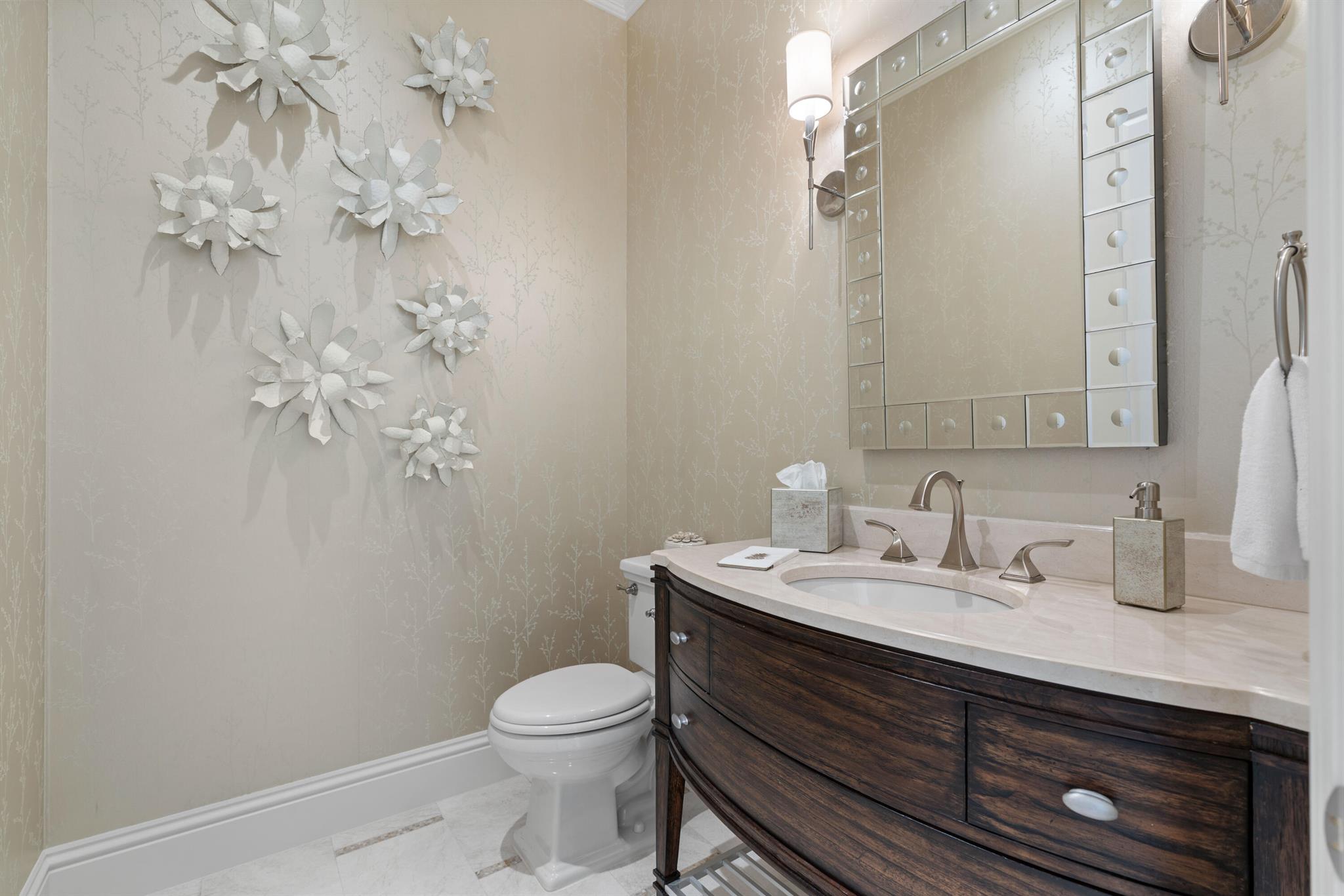 OLD PALM 2 - Residential