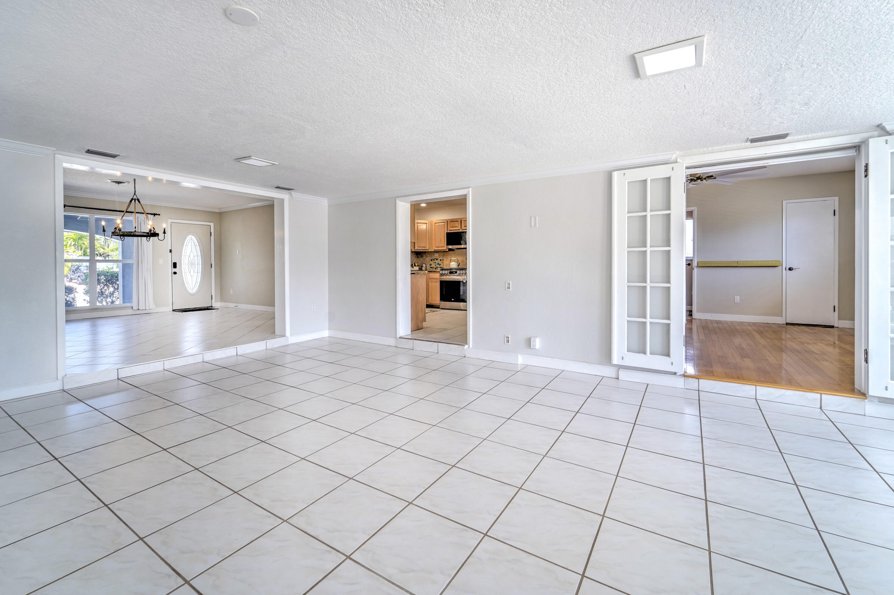 GARDEN ISLES SEC ONE - Residential