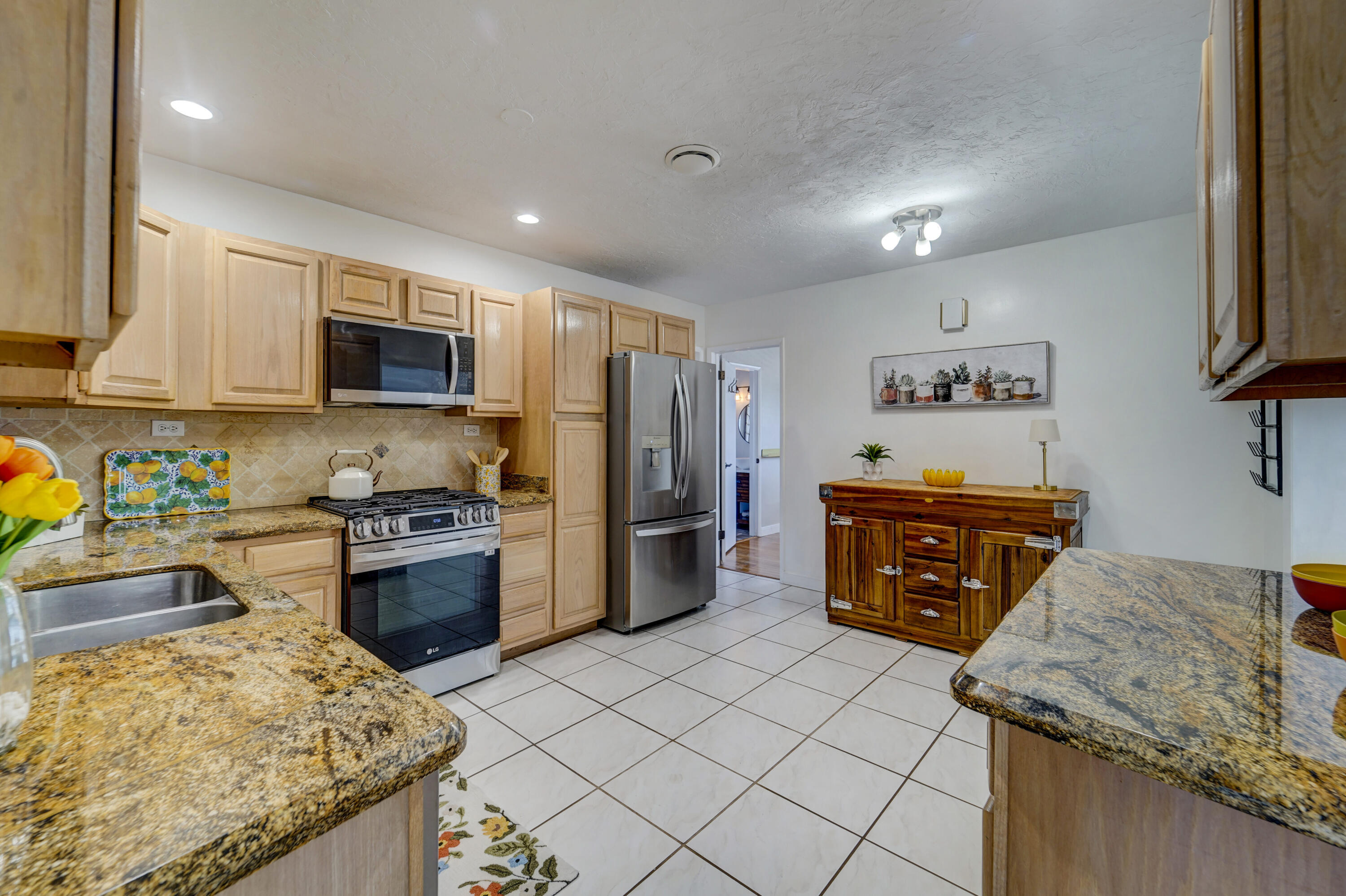 GARDEN ISLES SEC ONE - Residential