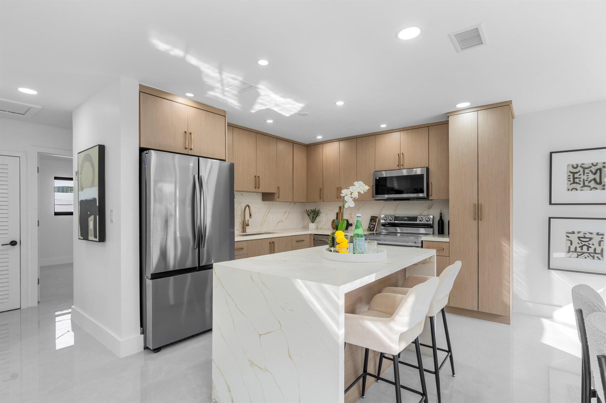 1659 SE 8th Avenue, Deerfield Beach, FL, 33441/$775,000 3 1659 SE 8th Avenue