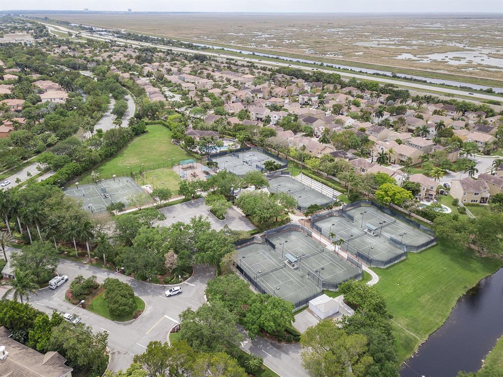 EAGLE TRACE - Residential