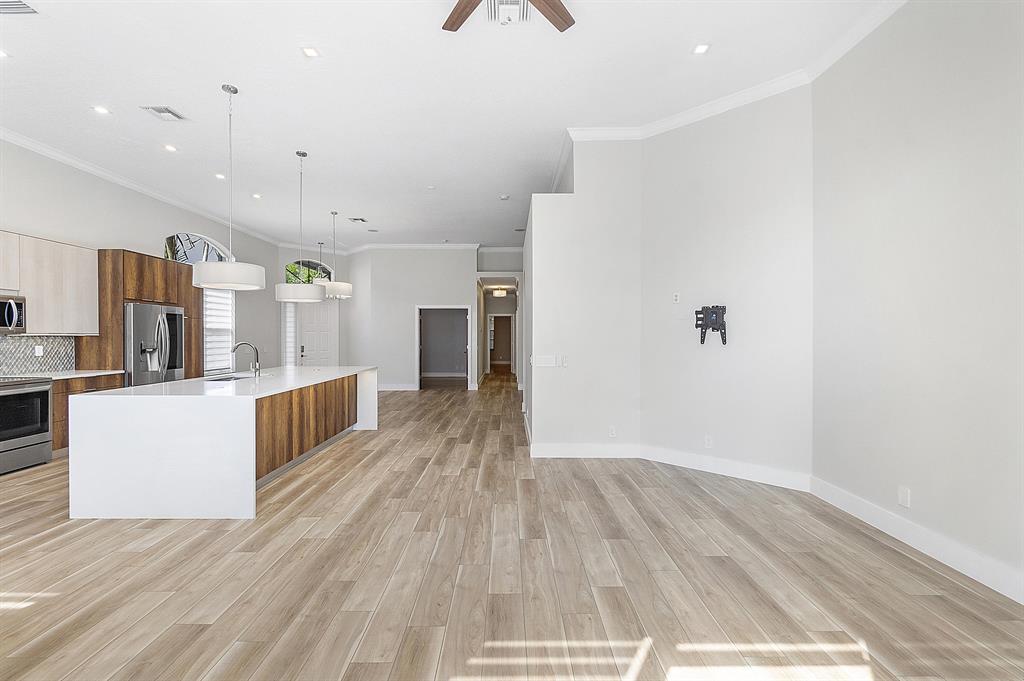 EAGLE TRACE - Residential