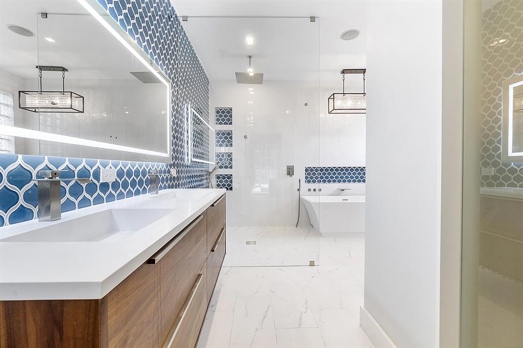 EAGLE TRACE - Residential