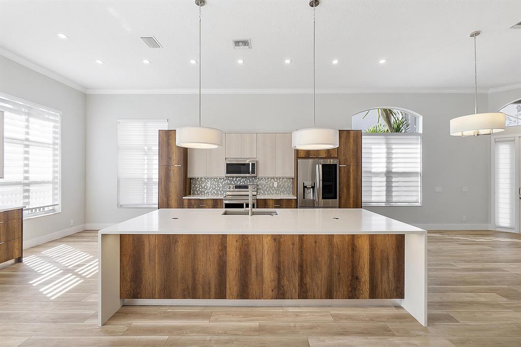 EAGLE TRACE - Residential