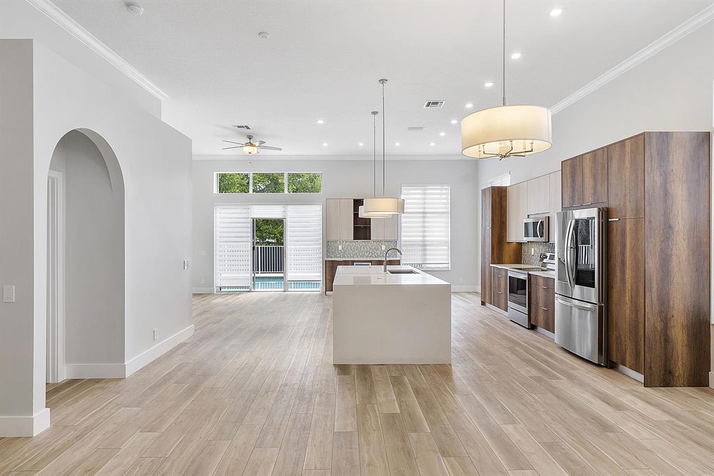 EAGLE TRACE - Residential