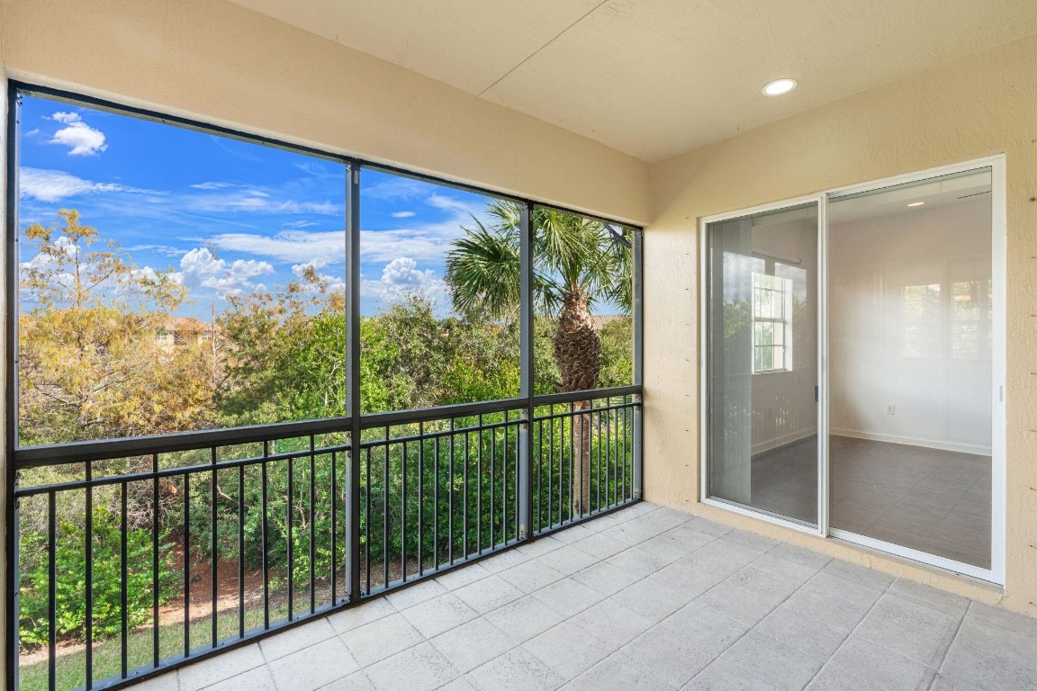 Cypress Pointe III At Her - Residential Lease