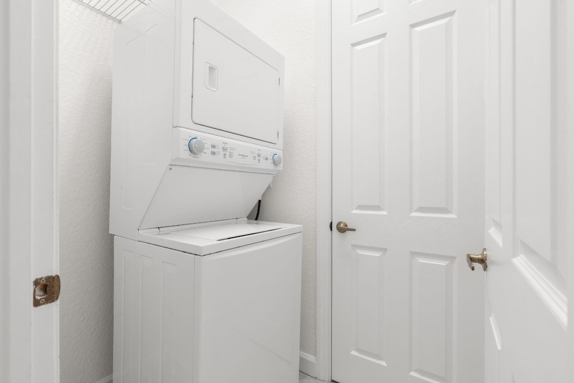 Cypress Pointe III At Her - Residential Lease