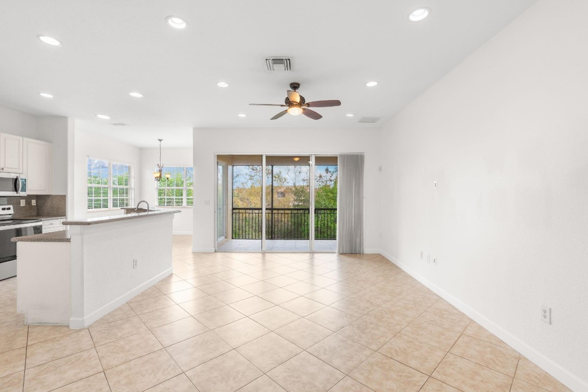 Cypress Pointe III At Her - Residential Lease