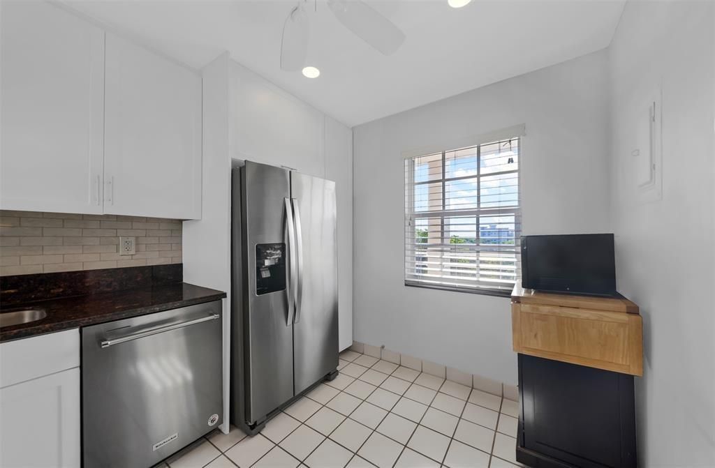 Photo of 605 Oaks Drive #704, Pompano Beach, FL 33069 (MLS # F10471941)