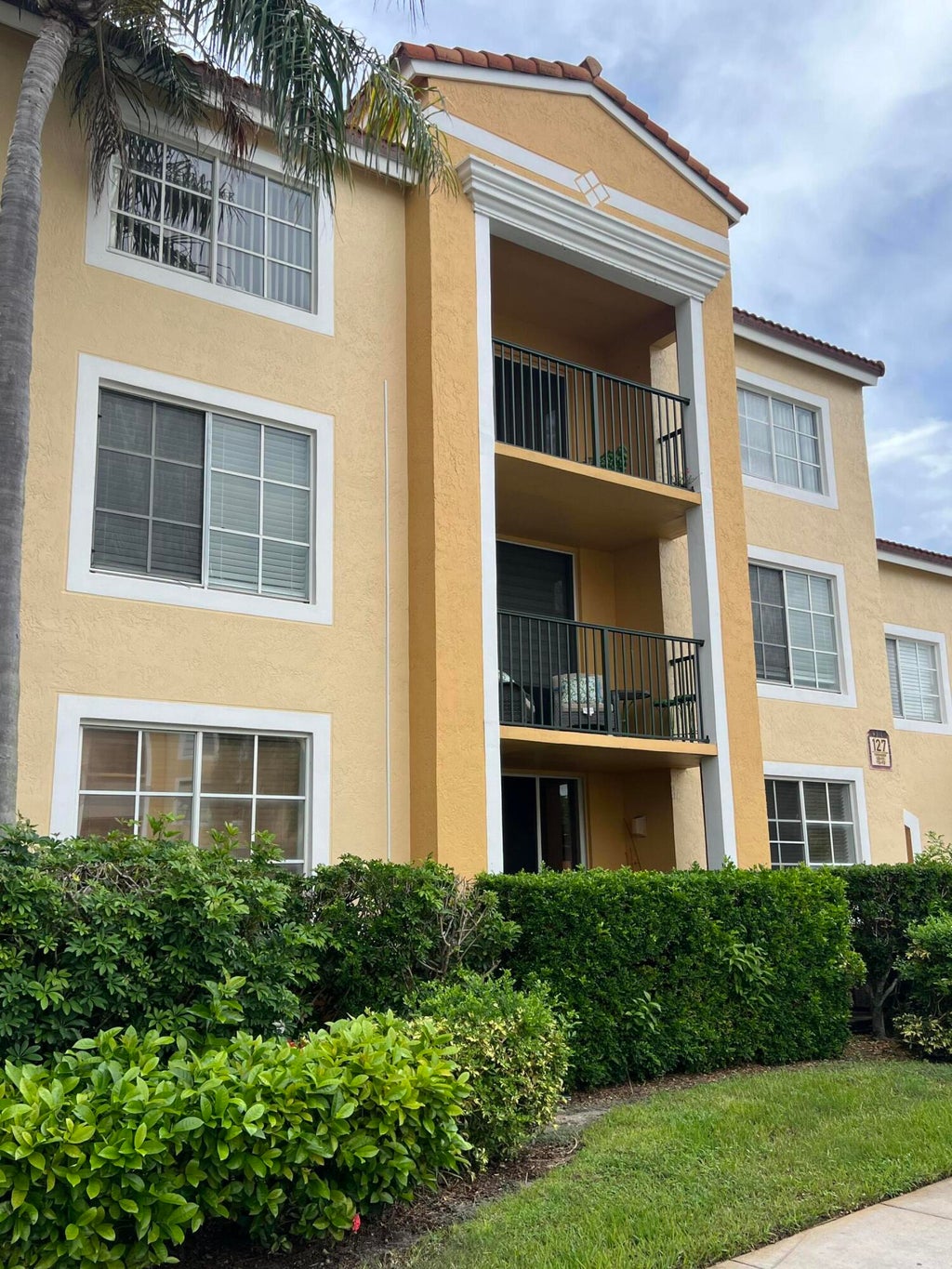 Photo of 127 Yacht Club Way #207, Hypoluxo, FL 33462 (MLS # B26082001)