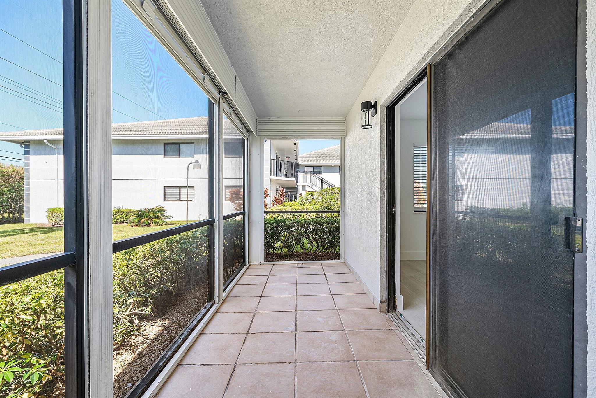 ASHLAND B CONDO - Residential