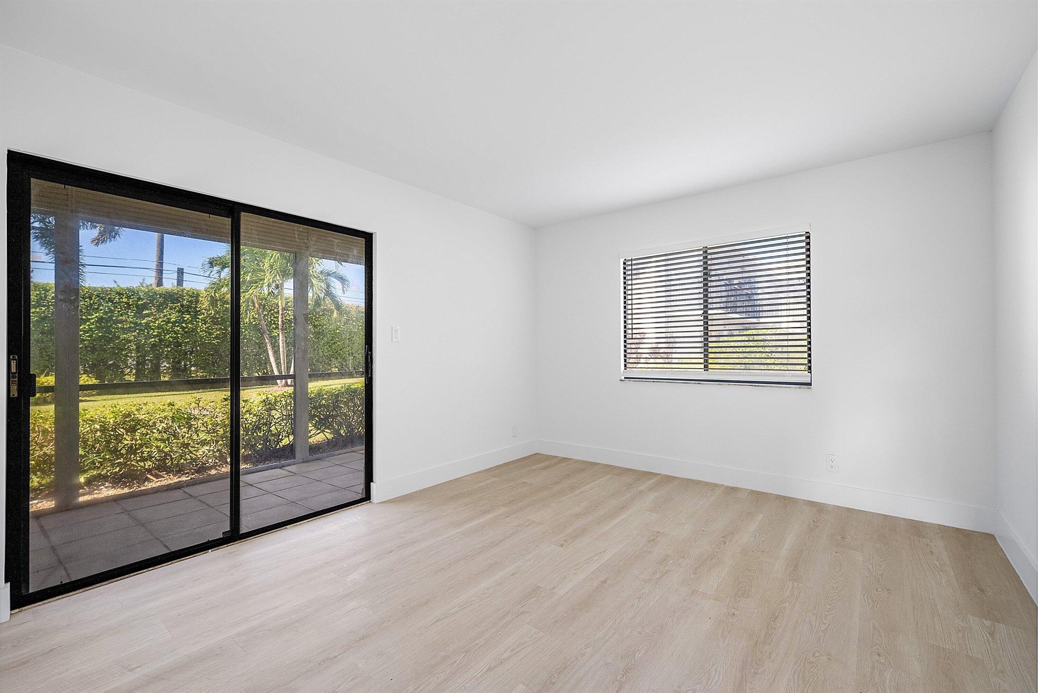 ASHLAND B CONDO - Residential