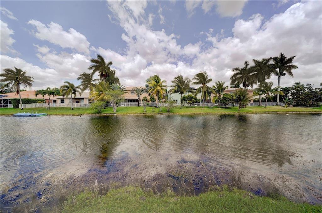 Wyndham Lakes East 159-50 - Residential