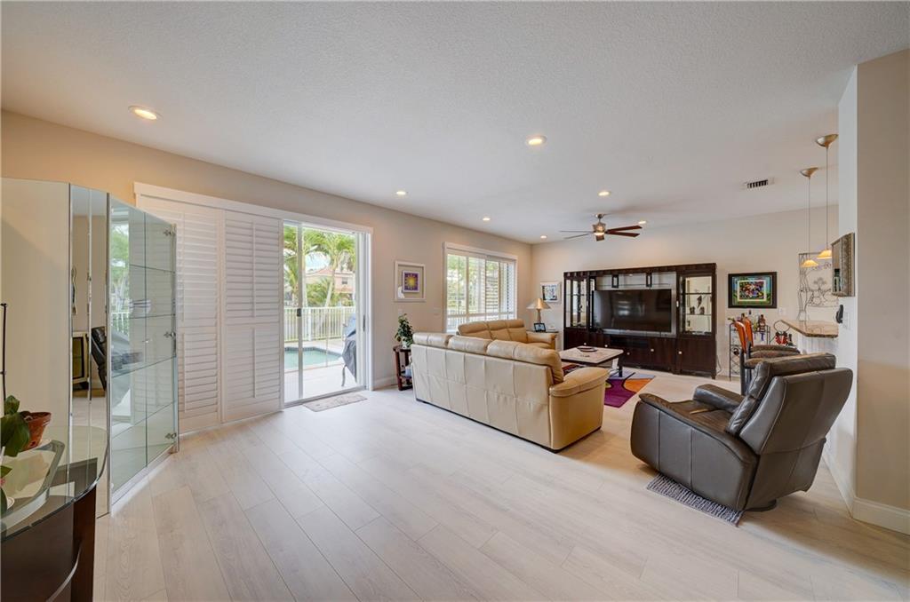 Wyndham Lakes East 159-50 - Residential