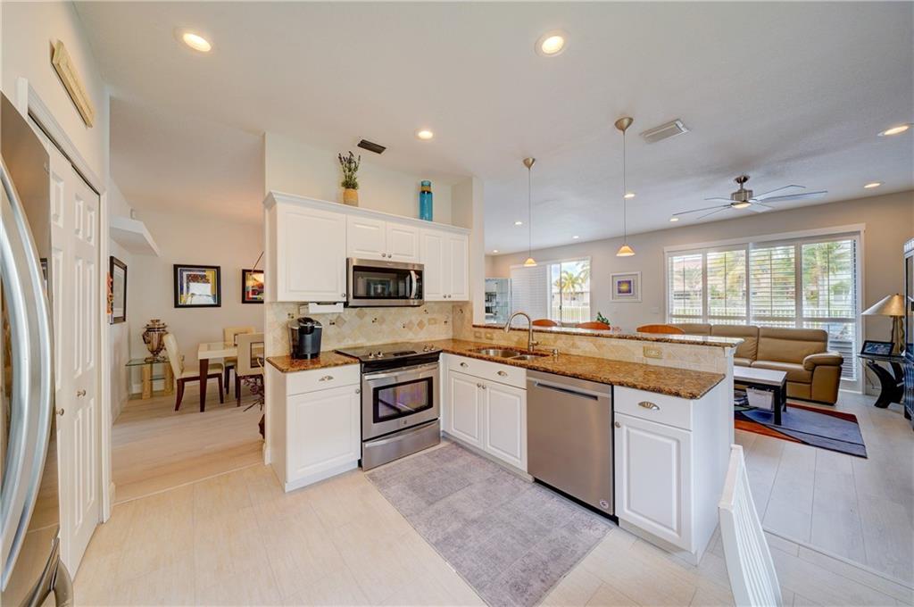 Wyndham Lakes East 159-50 - Residential