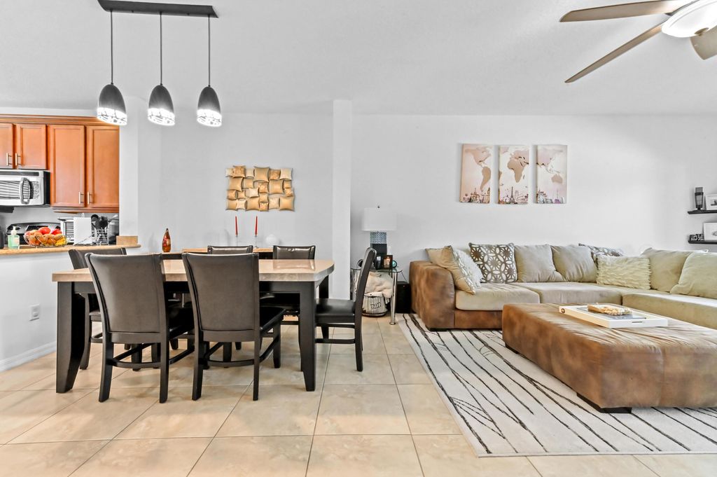 Photo of 1253 Via De Fossi, Boynton Beach, FL 33426 (MLS # B26001294)