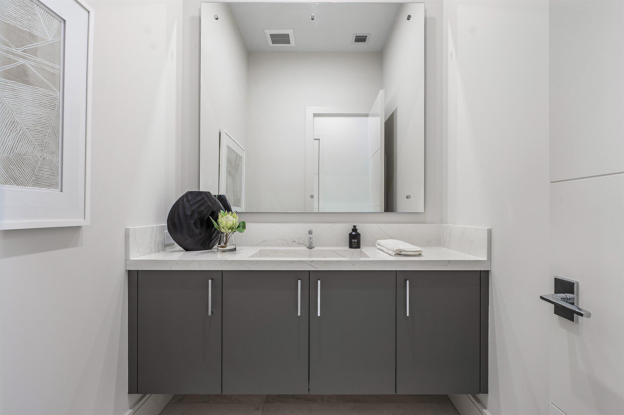 DELRAY RIDGE - Residential