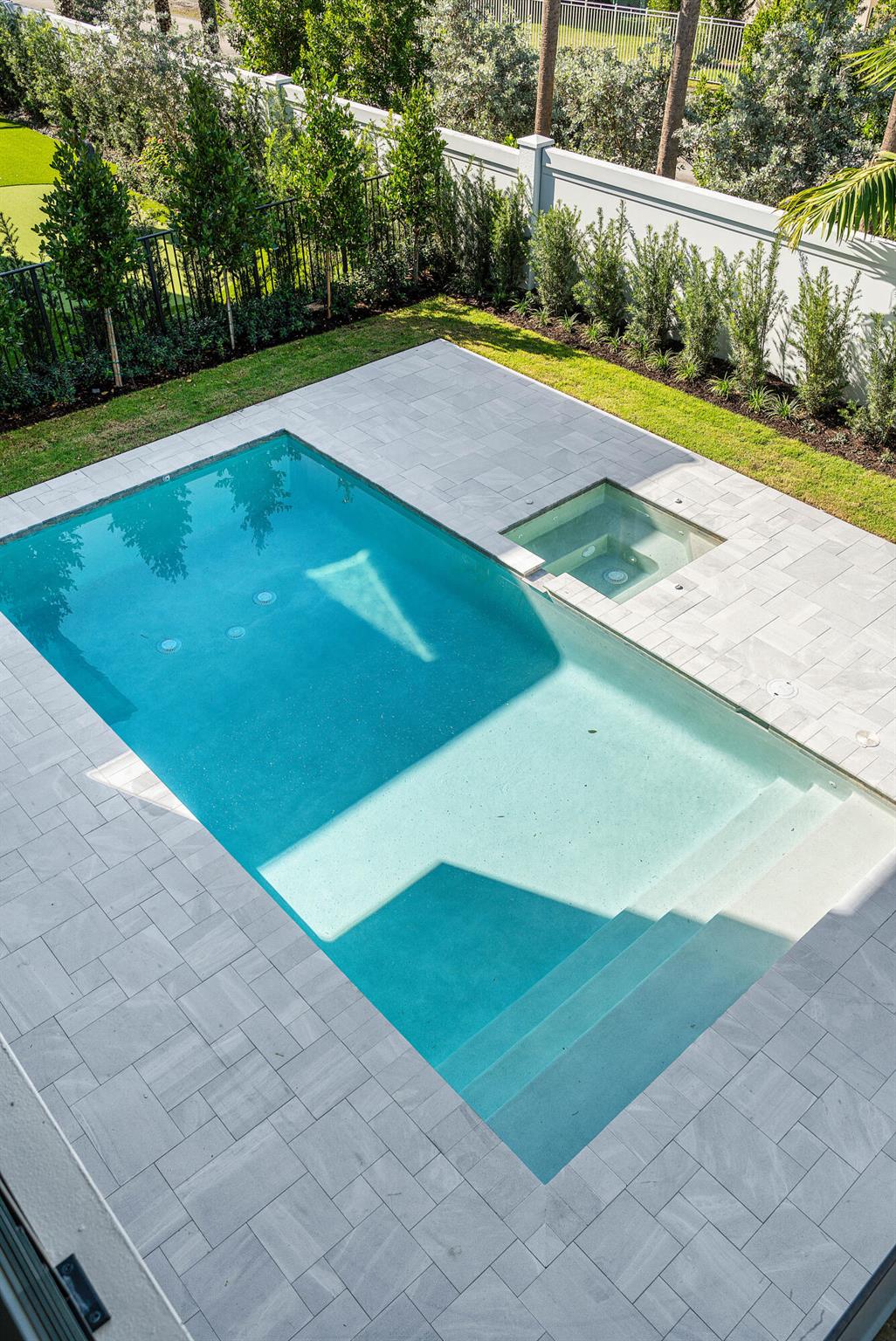 DELRAY RIDGE - Residential