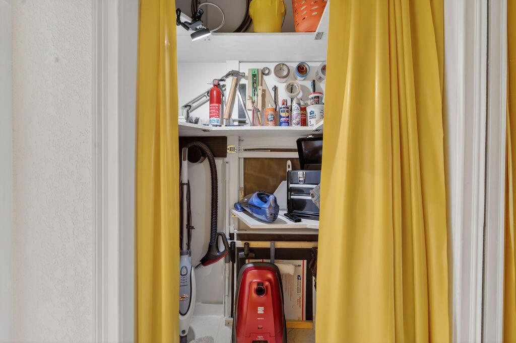 OCEANSIDE APARTMENTS CO-OP - Residential