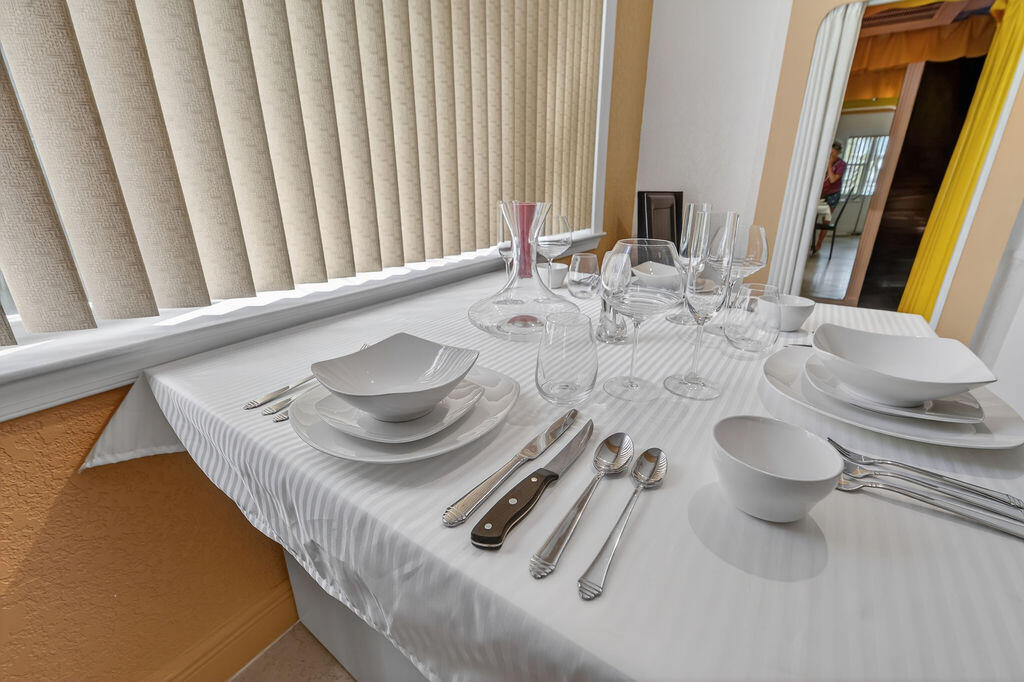 OCEANSIDE APARTMENTS CO-OP - Residential