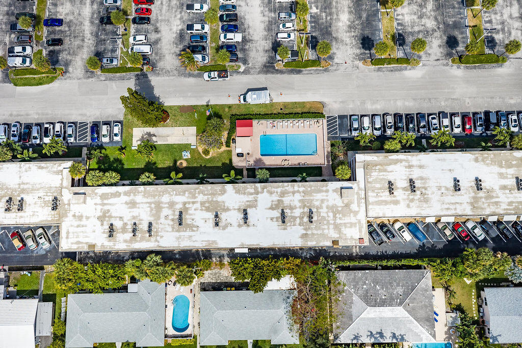 OCEANSIDE APARTMENTS CO-OP - Residential