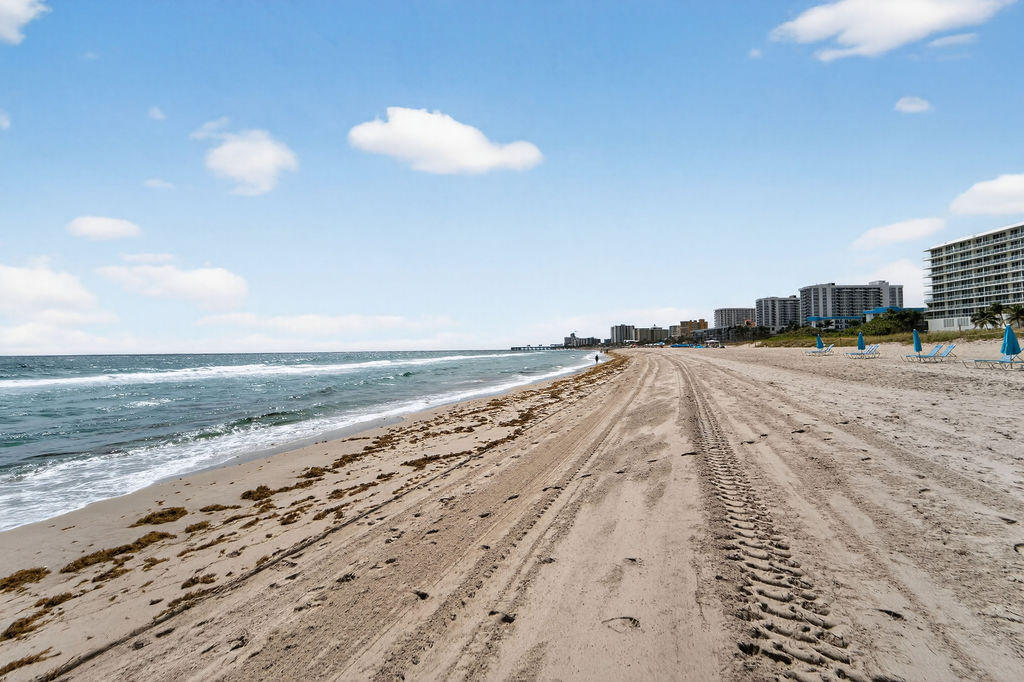 OCEANSIDE APARTMENTS CO-OP - Residential