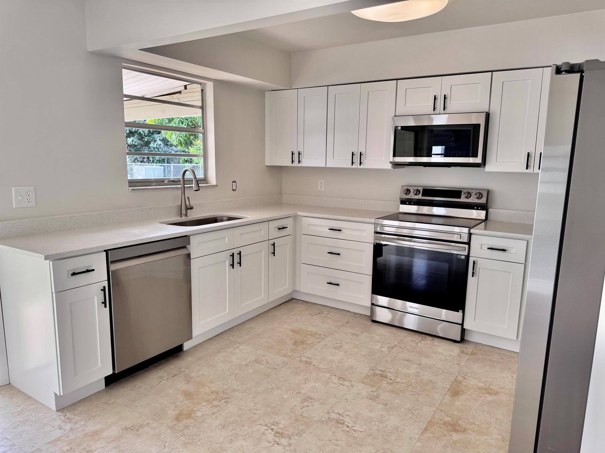 PORT ST LUCIE FLORESTA PI - Residential