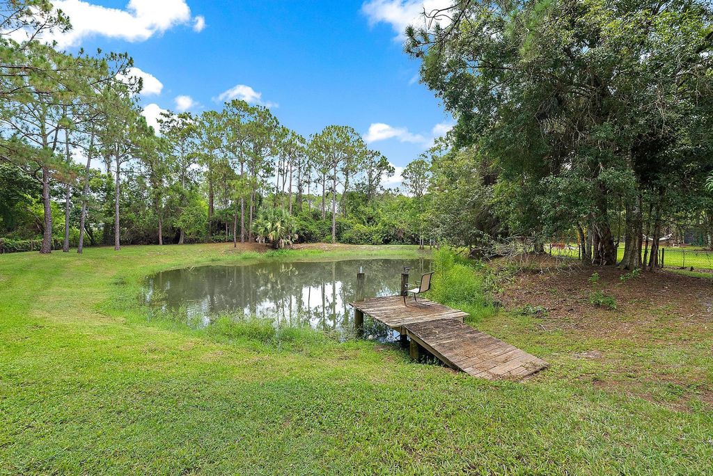 Photo of 18222 126th Terrace N, Jupiter, FL 33458 (MLS # R11109702)