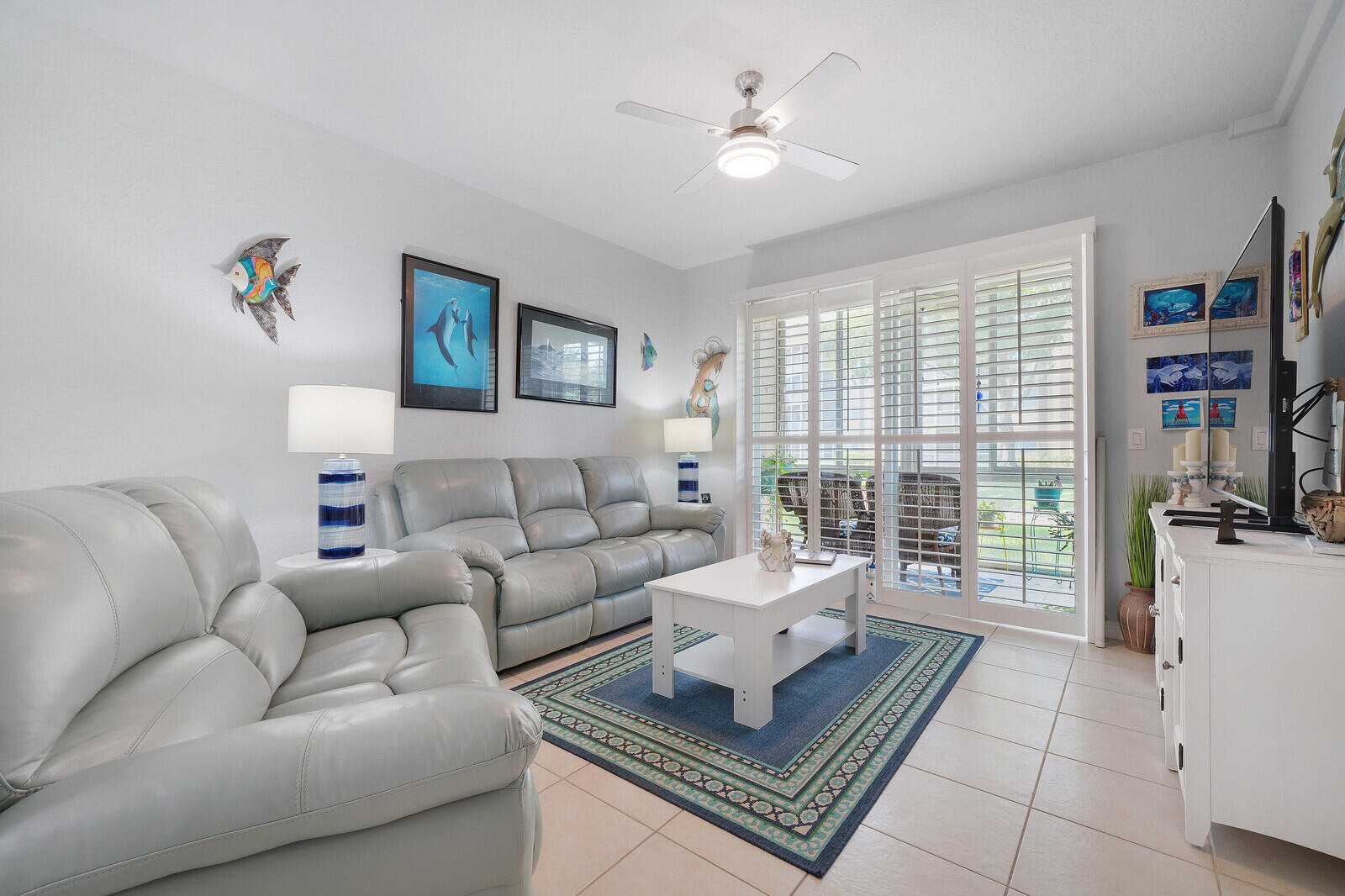 SOUTHAMPTON B CONDOMINIUM - Residential