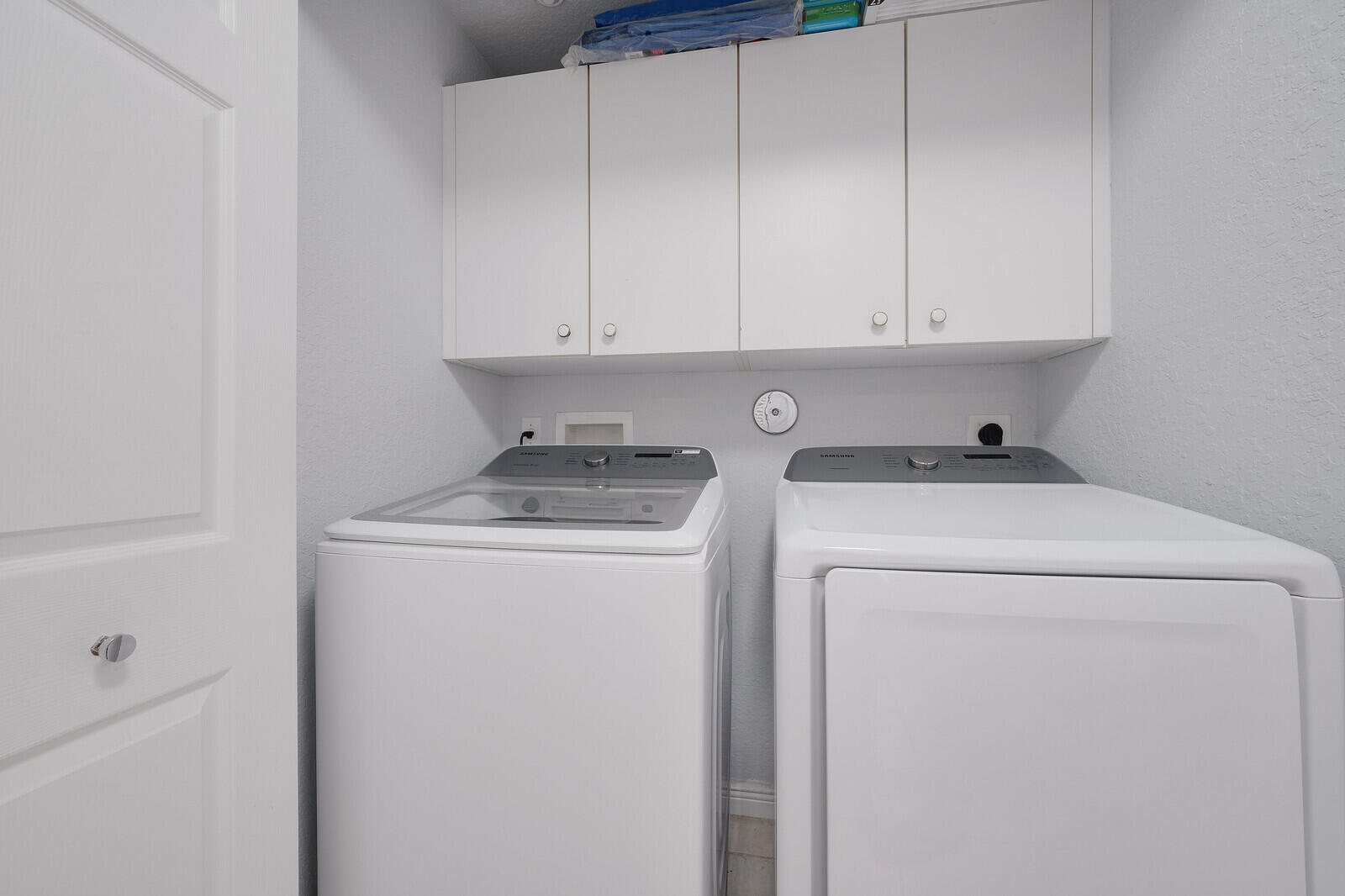 SOUTHAMPTON B CONDOMINIUM - Residential