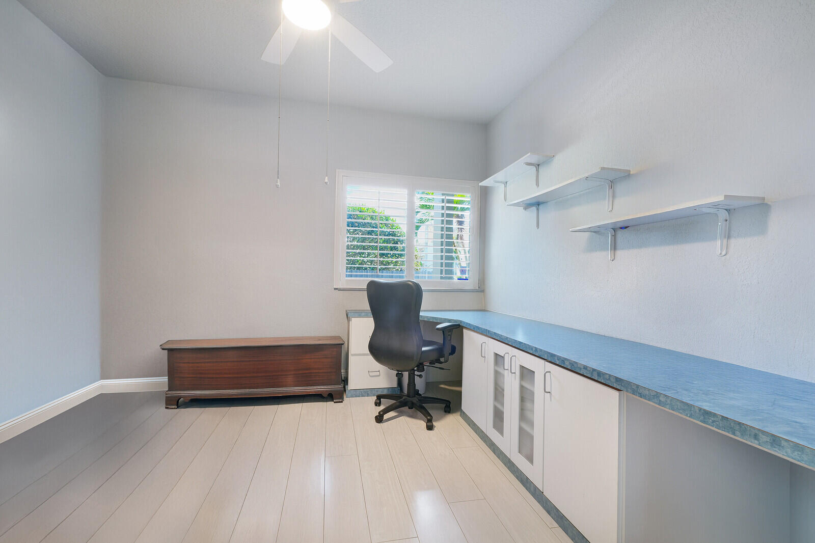 SOUTHAMPTON B CONDOMINIUM - Residential